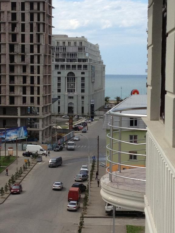 Tamuna Apartment Batumi Habitación foto